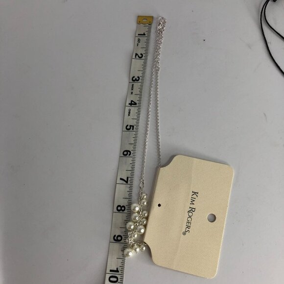 Kim Rogers White Pearl Front Silver Tone Necklace With 2 Strand Pearl Bracelet - Picture 7 of 11